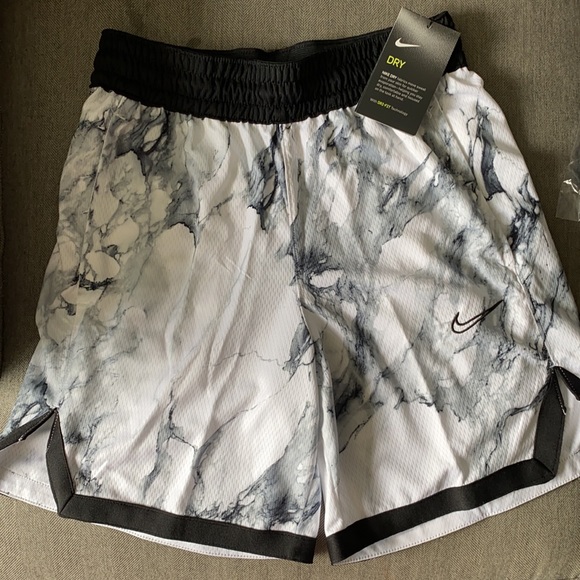 Women's Nike Dri-FIT Basketball Shorts - Picture 5 of 5